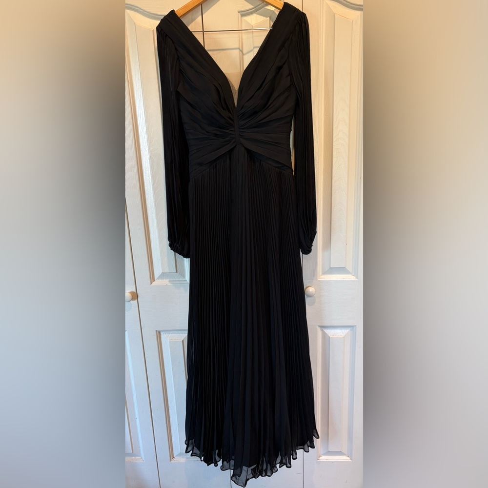 Chic Black Long Sleeve Dress
